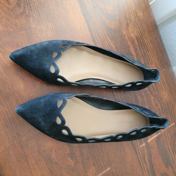 Banana Republic Black Suede Flats. SZ 9.5 - Picture 8 of 9